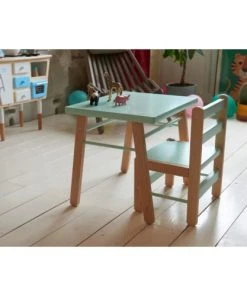 Combelle Bureau Enfant En Bois Coloris Naturel Et Vert Menthe 50x43x40cm -Maisons du Monde boutique bureau enfant en bois coloris naturel et vert menthe 50x43x40cm 1