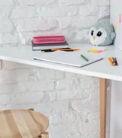 WNM Group Bureau Enfant En Pin Massif 114x85 Blanc -Maisons du Monde boutique bureau enfant en pin massif 114x85 blanc 2