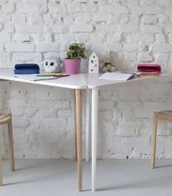 WNM Group Bureau Enfant En Pin Massif 114x85 Rose -Maisons du Monde boutique bureau enfant en pin massif 114x85 rose 3