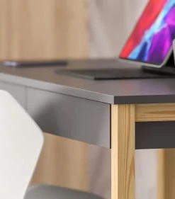 WNM Group Bureau Enfant En Pin Massif 120x60 Gris Foncé 12 WNM Group Bureau Enfant En Pin Massif 120x60 Gris Foncé -Maisons du Monde boutique bureau enfant en pin massif 120x60 gris fonce 12