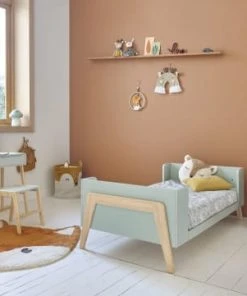 Maisons Du Monde Bureau Et Tabouret Enfant Vert Clair Et Pin -Maisons du Monde boutique bureau et tabouret enfant vert clair et pin 1000 16 3 215253 2