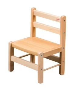 Combelle Chaise Enfant En Bois Massif Vernis Naturel -Maisons du Monde boutique chaise enfant en bois massif vernis naturel 2
