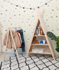 RNT By Really Nice Things Étagère Bibliothèque En Pin Massif Couleur Naturel Forme De Tipi 10 RNT By Really Nice Things Étagère Bibliothèque En Pin Massif Couleur Naturel Forme De Tipi -Maisons du Monde boutique etagere bibliotheque en pin massif couleur naturel forme de tipi 2