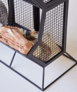 Tikamoon Etagère Casiers Enfant En Métal 11 Tikamoon Etagère Casiers Enfant En Métal -Maisons du Monde boutique etagere casiers enfant en metal 4