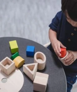 Plan Toys Table De Jeu Et De Rangement -Maisons du Monde boutique table de jeu et de rangement 3