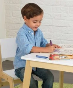 KidKraft Table Et Chaises Modernes Blanches Et Bois Naturel Pour Enfant -Maisons du Monde boutique table et chaises modernes blanches et bois naturel pour enfant 2